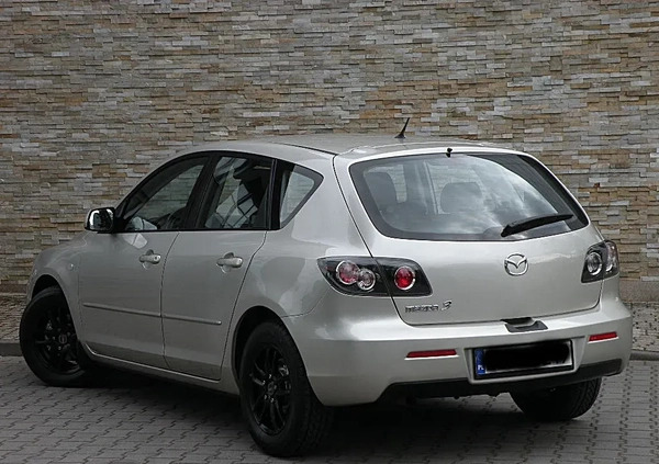 Mazda 3 cena 13800 przebieg: 144300, rok produkcji 2007 z Kępno małe 529